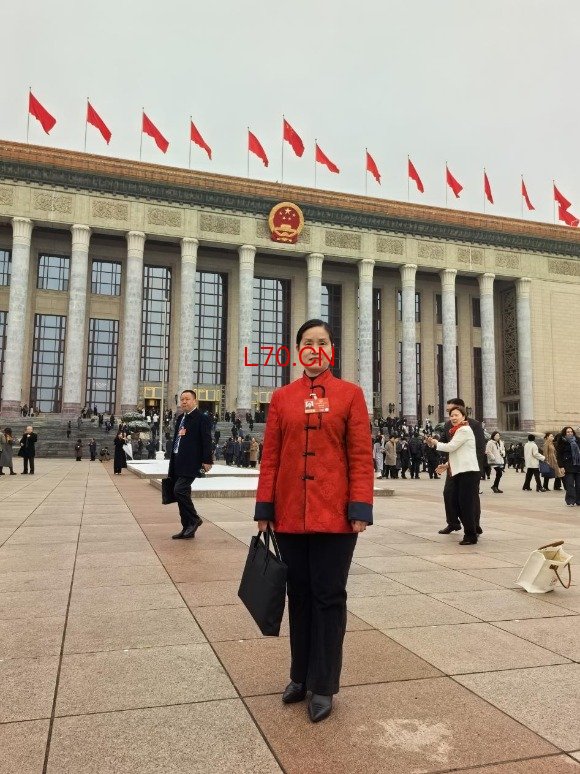 毕利霞1.png